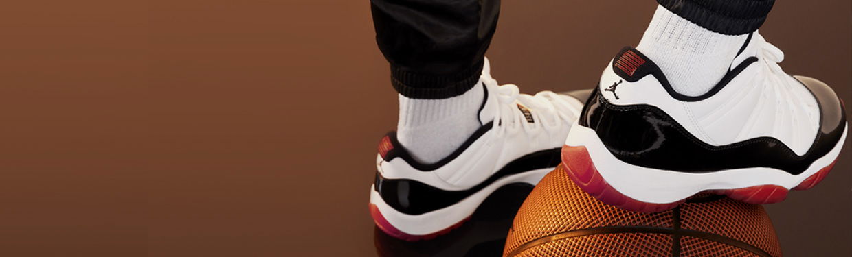 AJ XI GYM RED