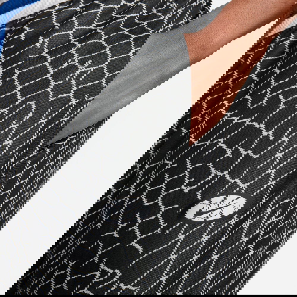 nike dna city exploration shorts