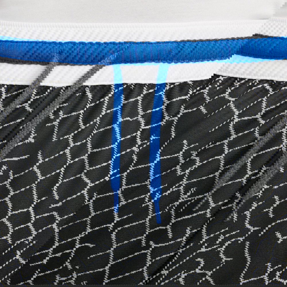 nike dna city exploration shorts