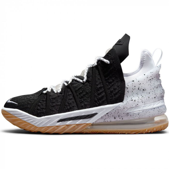 Nike LeBron 18 Checkmate image n°6