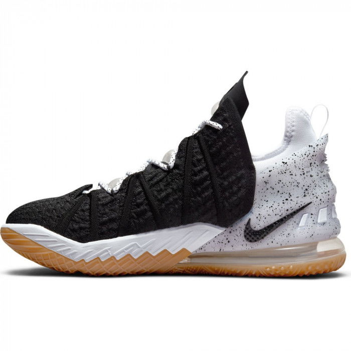 Nike LeBron 18 Checkmate image n°7