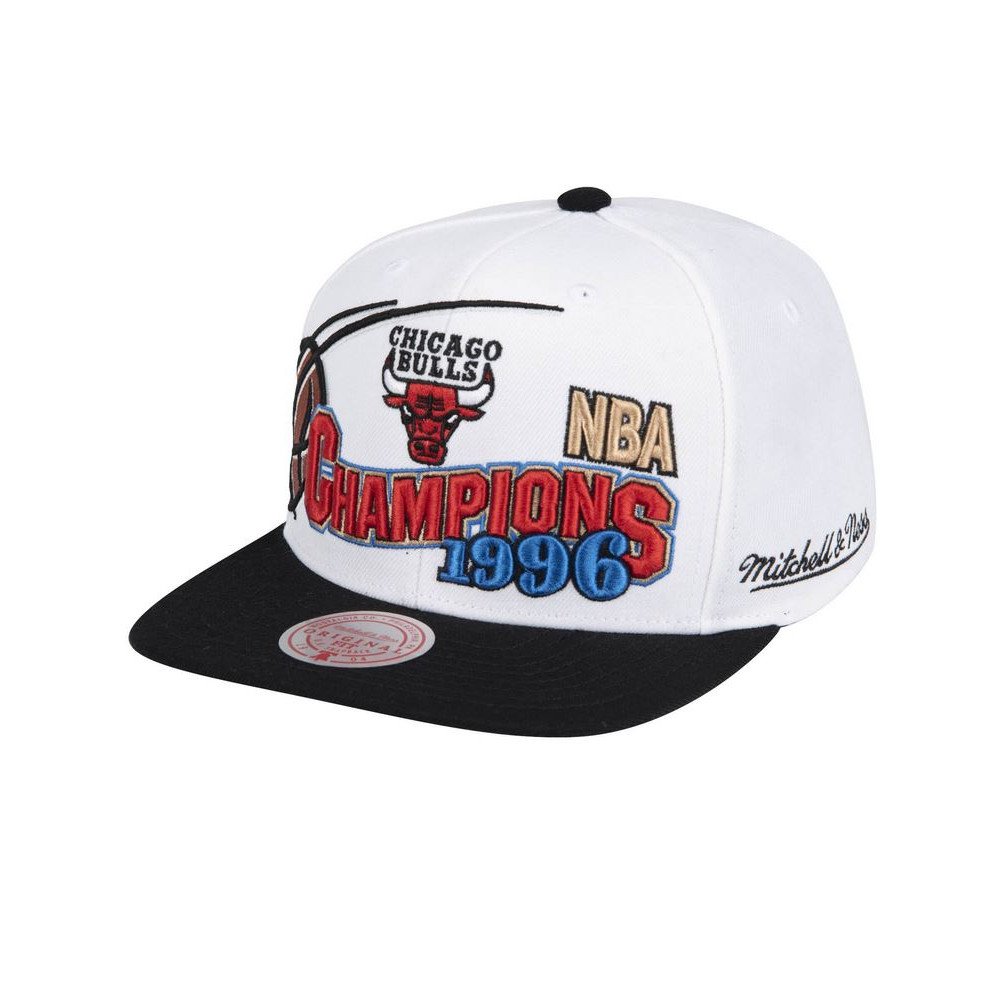 Casquette NBA Chicago Bulls '96 Champions Mitchell & Ness image n°1