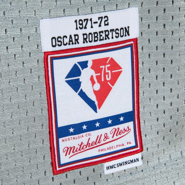Maillot NBA Oscar Robertson Milwaukee Bucks '71 75th Anniversary Silver Edition Mitchell & Ness image n°4