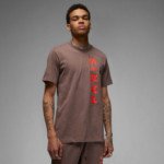 Color Beige / Brown of the product T-shirt Jordan x Paris Saint-Germain plum...