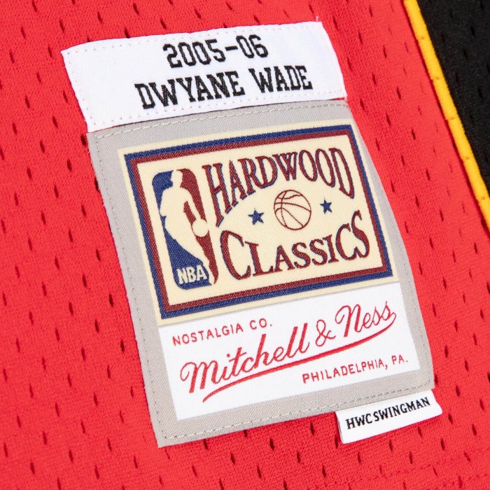 Maillot NBA Dwyane Wade Miami Heat 2005 Mitchell&Ness Alternate image n°4