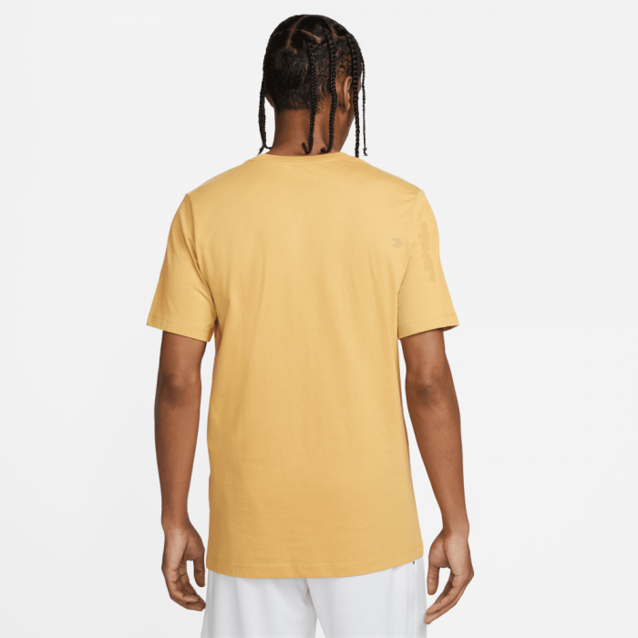 T-shirt Nike Circa wheat gold image n°2