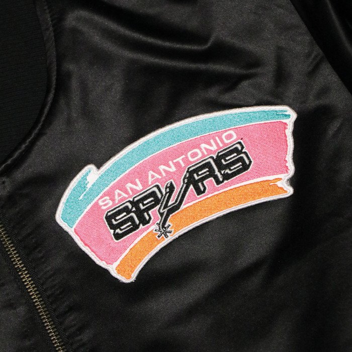 Veste NBA San Antonio Spurs Mitchell&Ness Flight Satin Jacket image n°3
