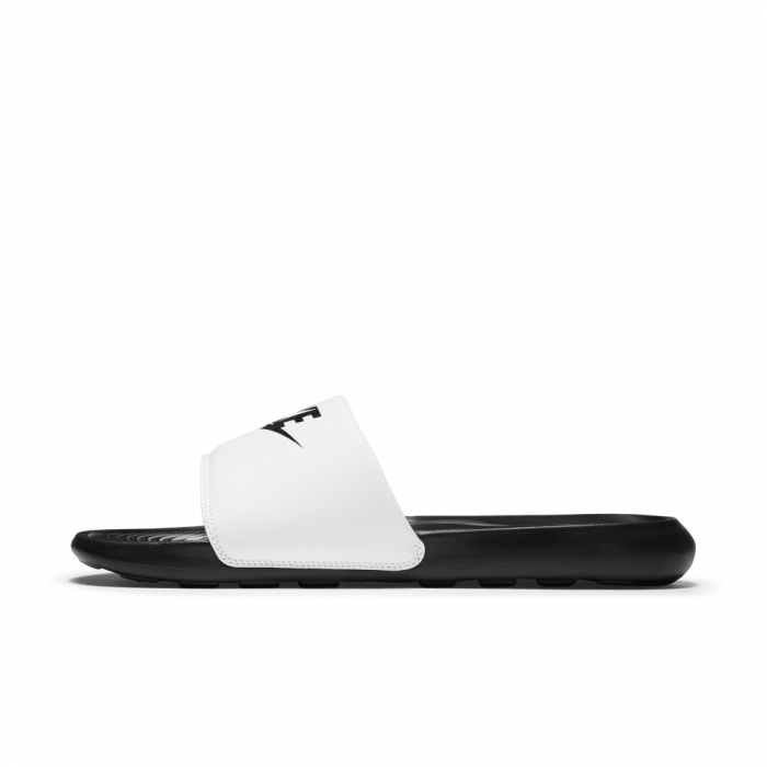 Claquettes Nike Victori One black/white image n°2