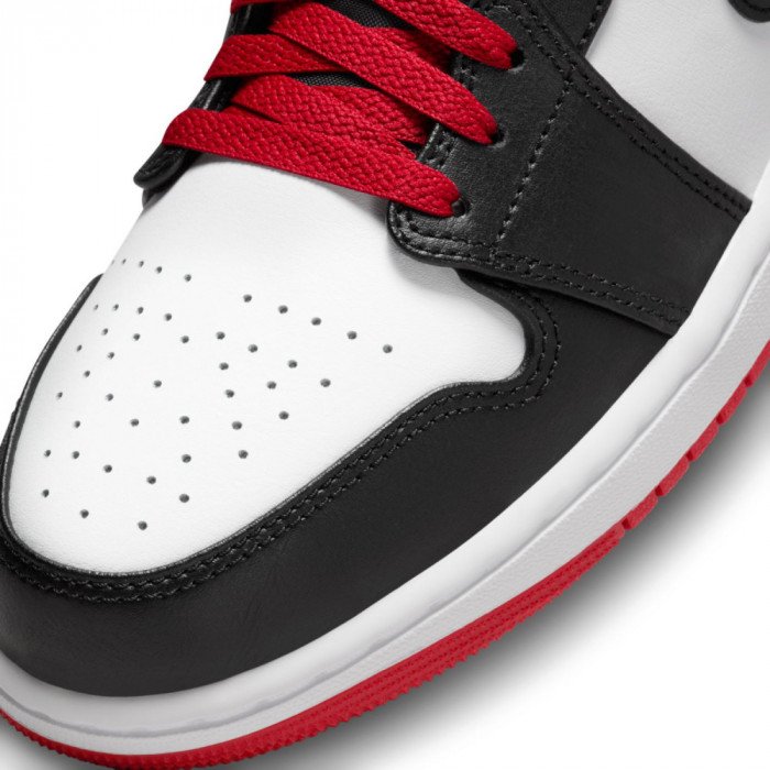 Air Jordan 1 Mid Gym Red Black Toe image n°10