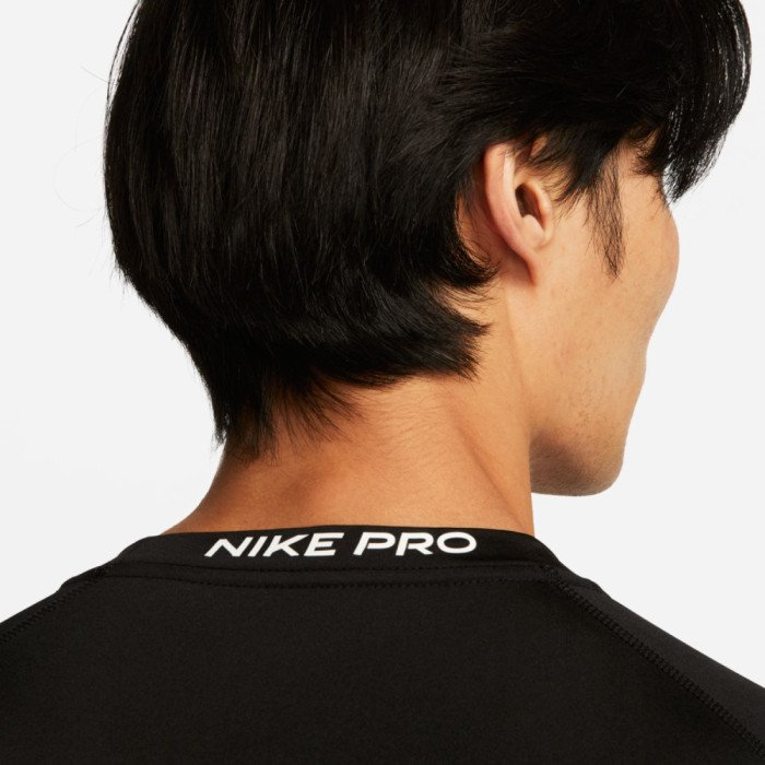 T-Shirt manches longues Nike Pro black/white image n°4