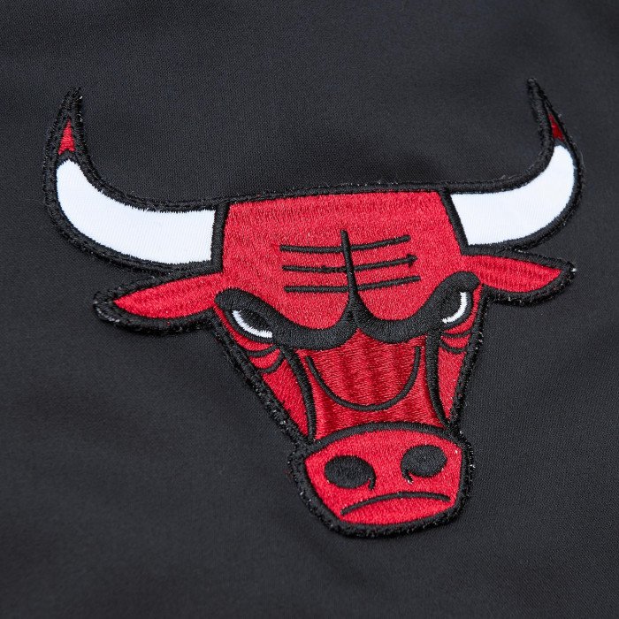 Veste Bomber Satin NBA Chicago Bulls Mitchell & Ness image n°4