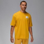 Color Yellow of the product T-shirt Jordan Flight Essentials yellow ochre