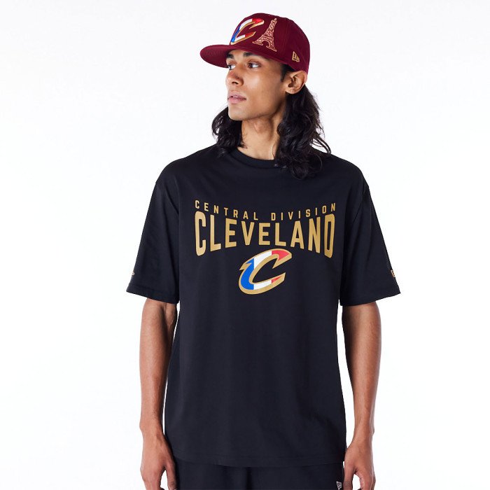 T-Shirt New Era NBA Paris Game Clevland Cavaliers image n°1