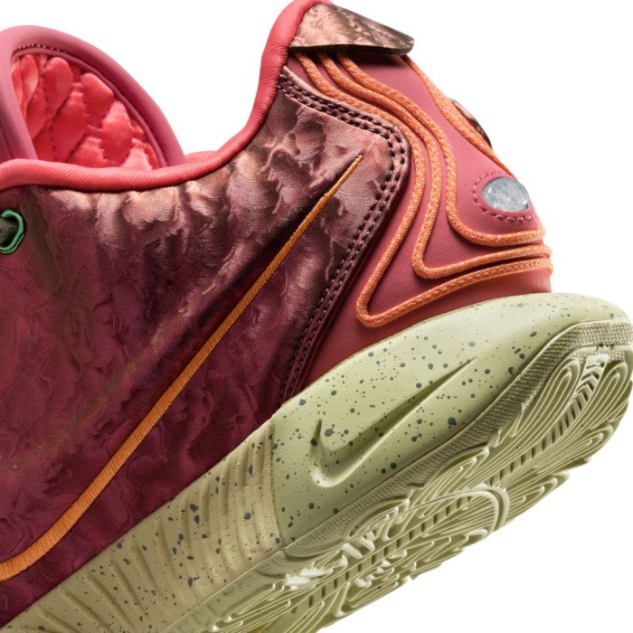 Nike Lebron 21 Queen Conch image n°10