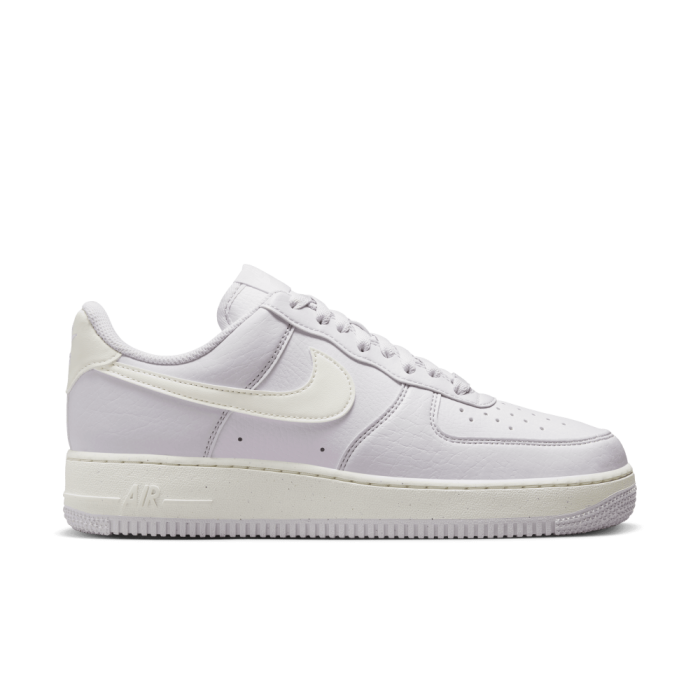 Nike Air Force 1 '07 Next Nature Femme Barely Grape image n°1