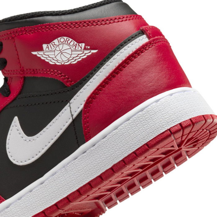 Air Jordan 1 Mid black/white-gym red image n°11