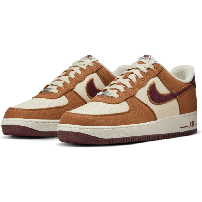 Nike Air Force 1 '07 LV8 British Tan image n°3