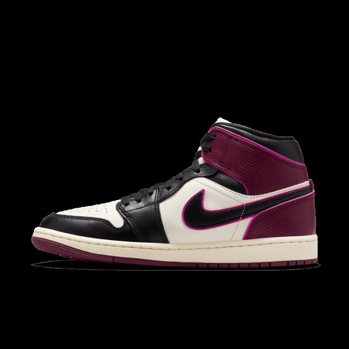 Air Jordan 1 Mid SE Bordeaux image n°2