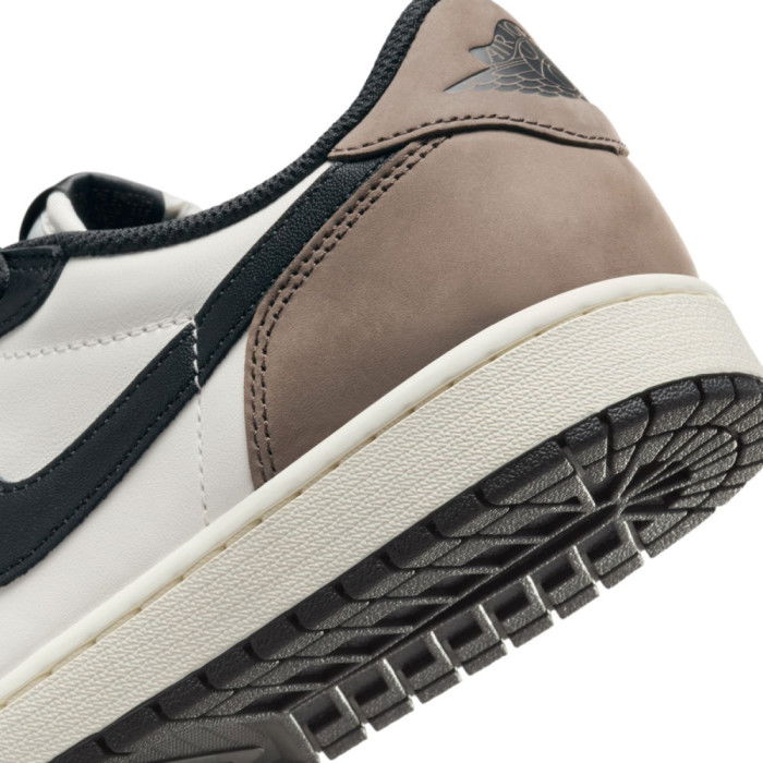 Air Jordan 1 Low OG Mocha image n°8