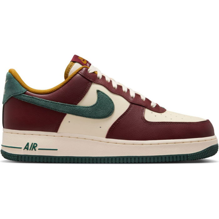 Nike Air Force 1 '07 LV8 Coconut Milk/Dark Team Red image n°1