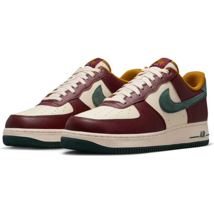 Nike Air Force 1 '07 LV8 Coconut Milk/Dark Team Red image n°3