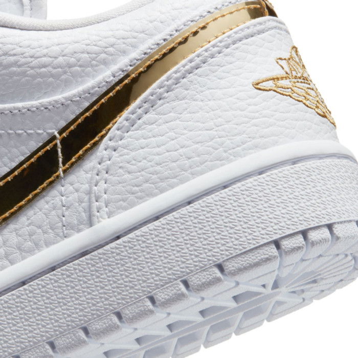 Air Jordan 1 Low SE Metallic Gold image n°8