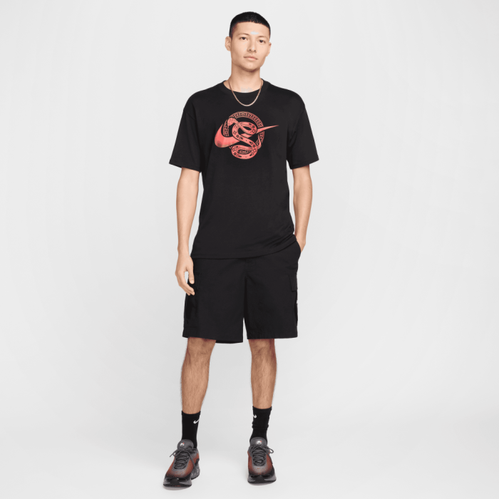 T-shirt Nike Sportswear black image n°5