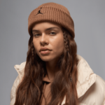 Color Beige / Brown of the product Unisex beanie Jordan Terra archaeo brown/black