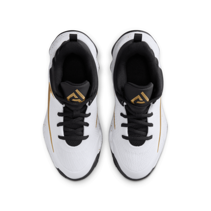 Nike Giannis Immortality 4 black gold