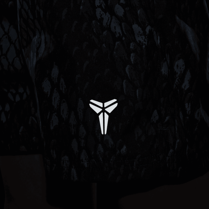 Nike Kobe Woven αντανακλαστικό μαύρο κοντό