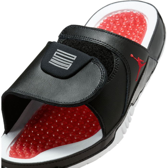 șlapi Jordan Hydro XI bred