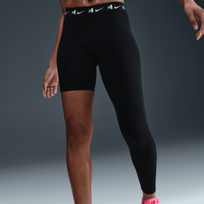 Nike A'ja Wilson black single-leg compression tights