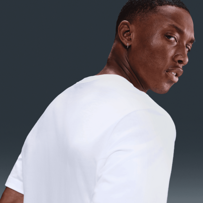 T-shirt Nike Basketball Tradition white