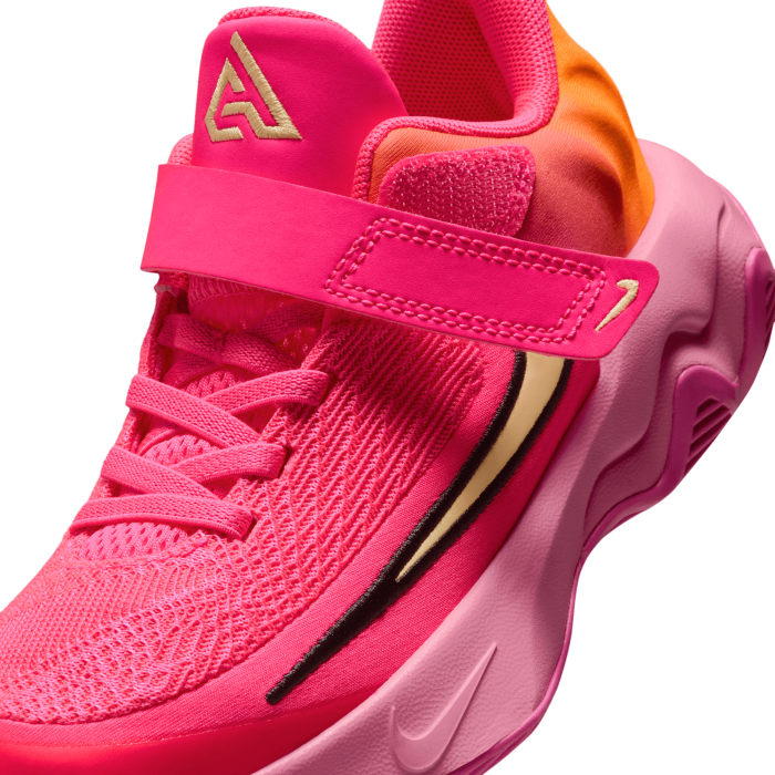Nike Giannis Immortality 4 hyper pink Bébé TD