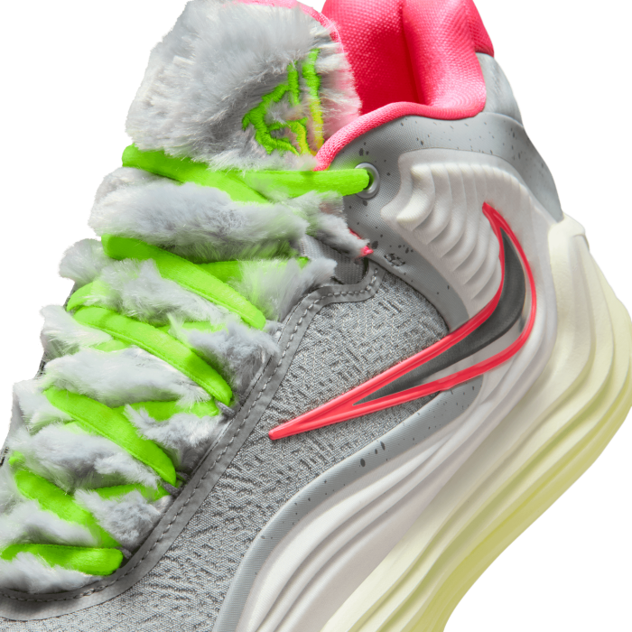 Nike Giannis Freak 7 SE Shapeshift Halloween Pack