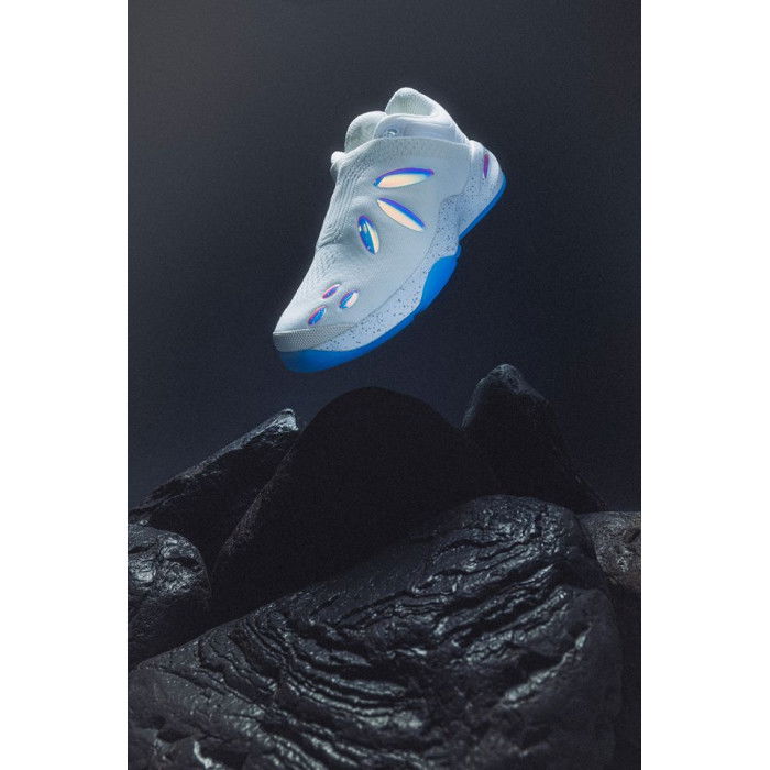 741 Rover White Noise