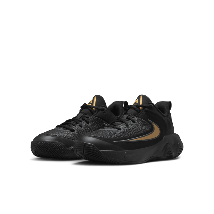 Nike Giannis Immortality 4 black gold Enfants GS