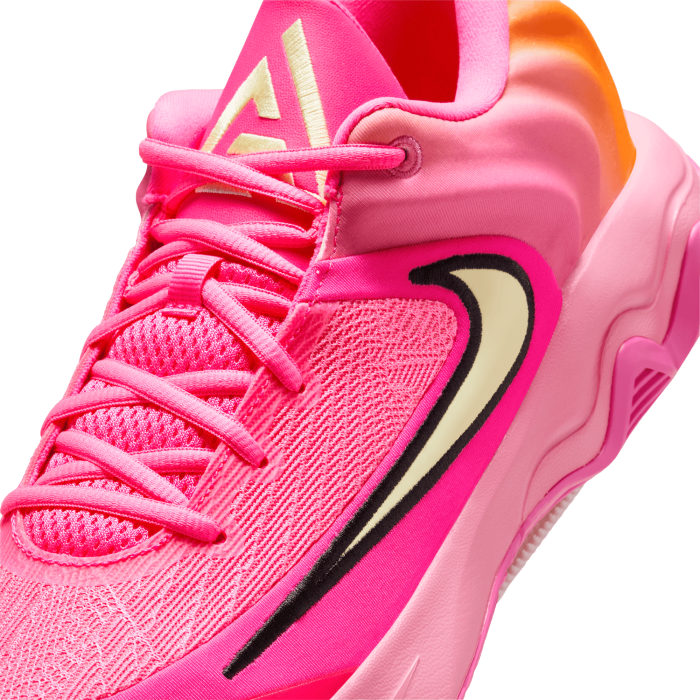 Nike Giannis Immortality 4 Hyper Pink