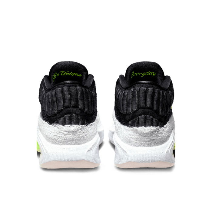 Nike G.T. Hustle  Christmas Winter Wembanyama PE