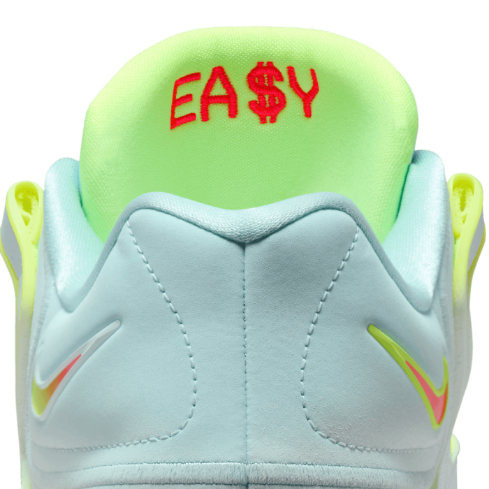 Nike KD 18 PRM Christmas Gifted