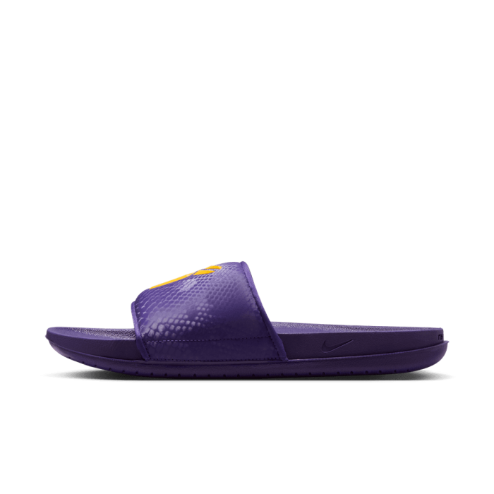 Claquettes Nike Kobe Offcourt court purple