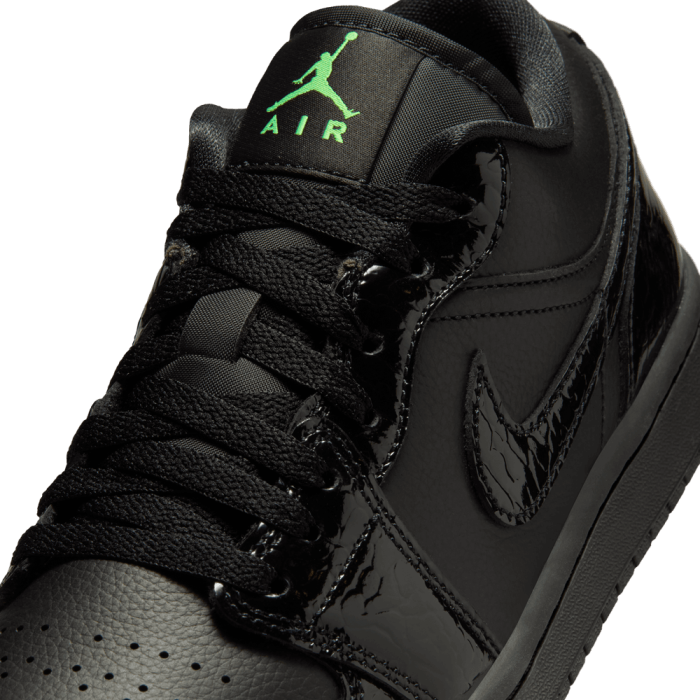 Air Jordan 1 Low Se black/scream green-black-black