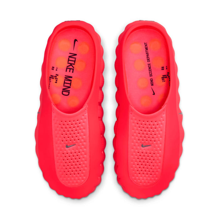 Nike Mind 001 solar red/chrome-hyper crimson-black