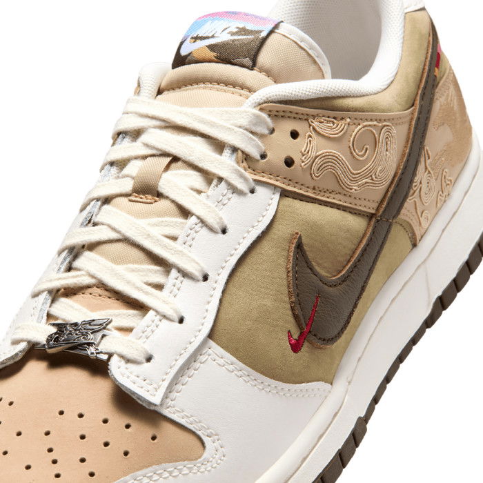 Nike Dunk Low SE Lunar New Year 