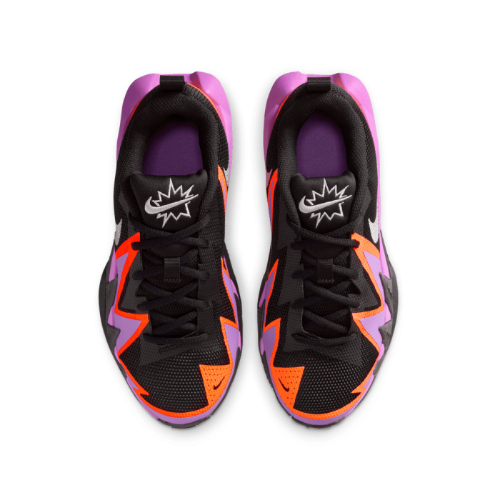 Nike S.T. Dynamite Metallic silver