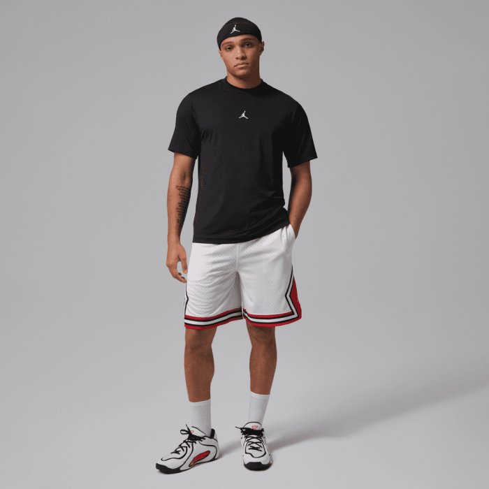 T-shirt Jordan Sport Essentials black