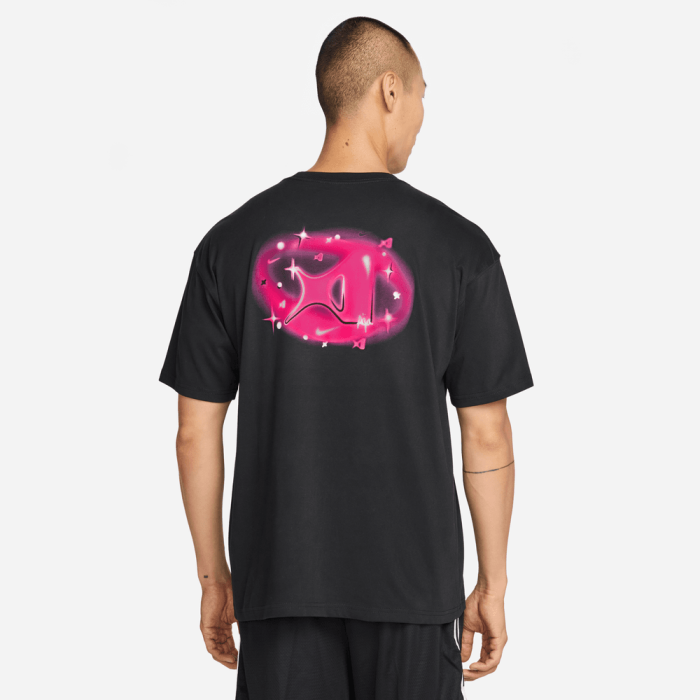 T-shirt Nike A'ja black pink