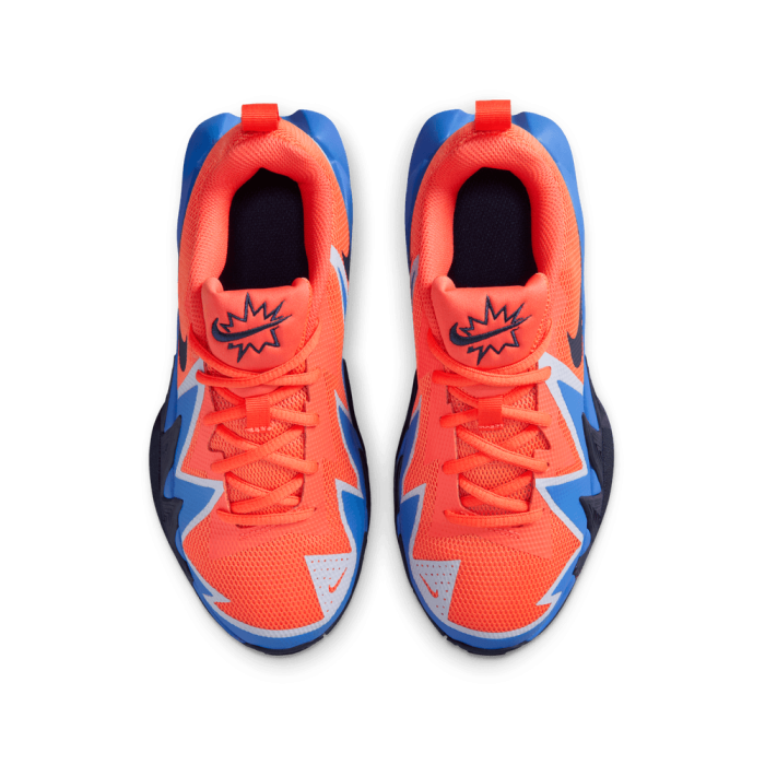 Nike S.T. Dynamite turf orange