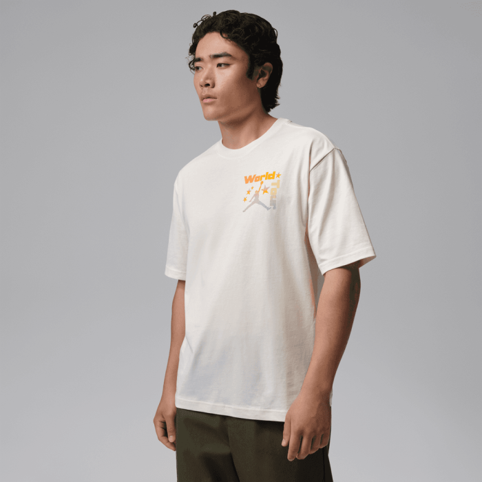 T-shirt Jordan Brooklyn World Tourpale ivory