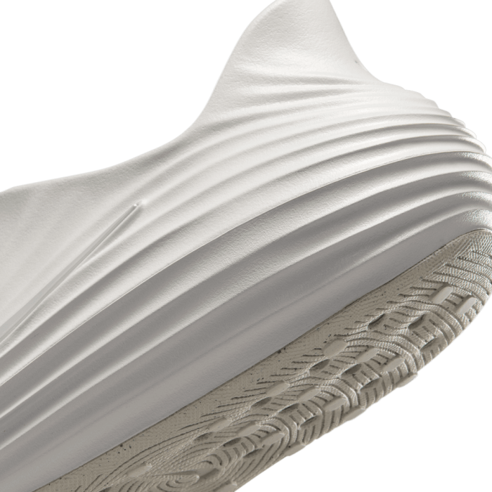 Nike ReactX Rejuven8 vast grey Femmes